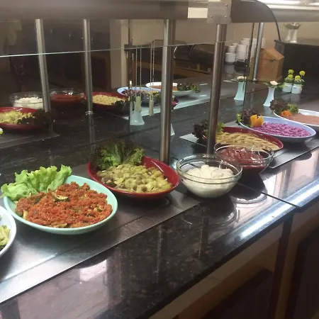 Pera ホテル アランヤ