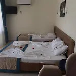 Pera Ξενοδοχείο Αλάνια