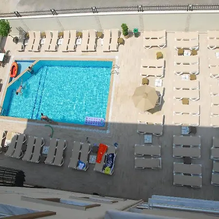 Hotel Pera 3*
