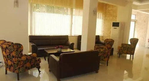 Готель Pera 3*