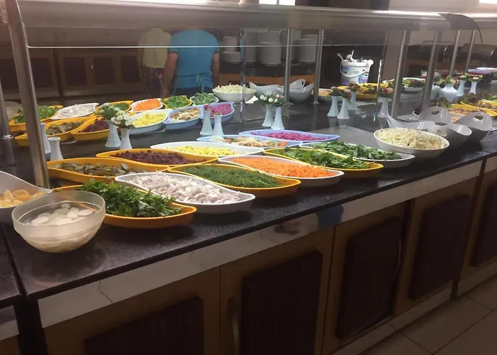 Pera Готель Аланія